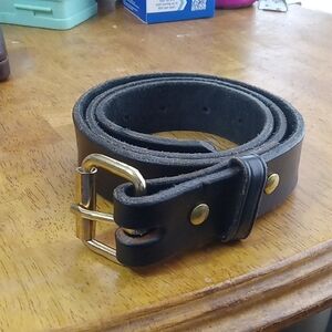 Classic Amish Men's Black Leather Belt with Brass Buckle